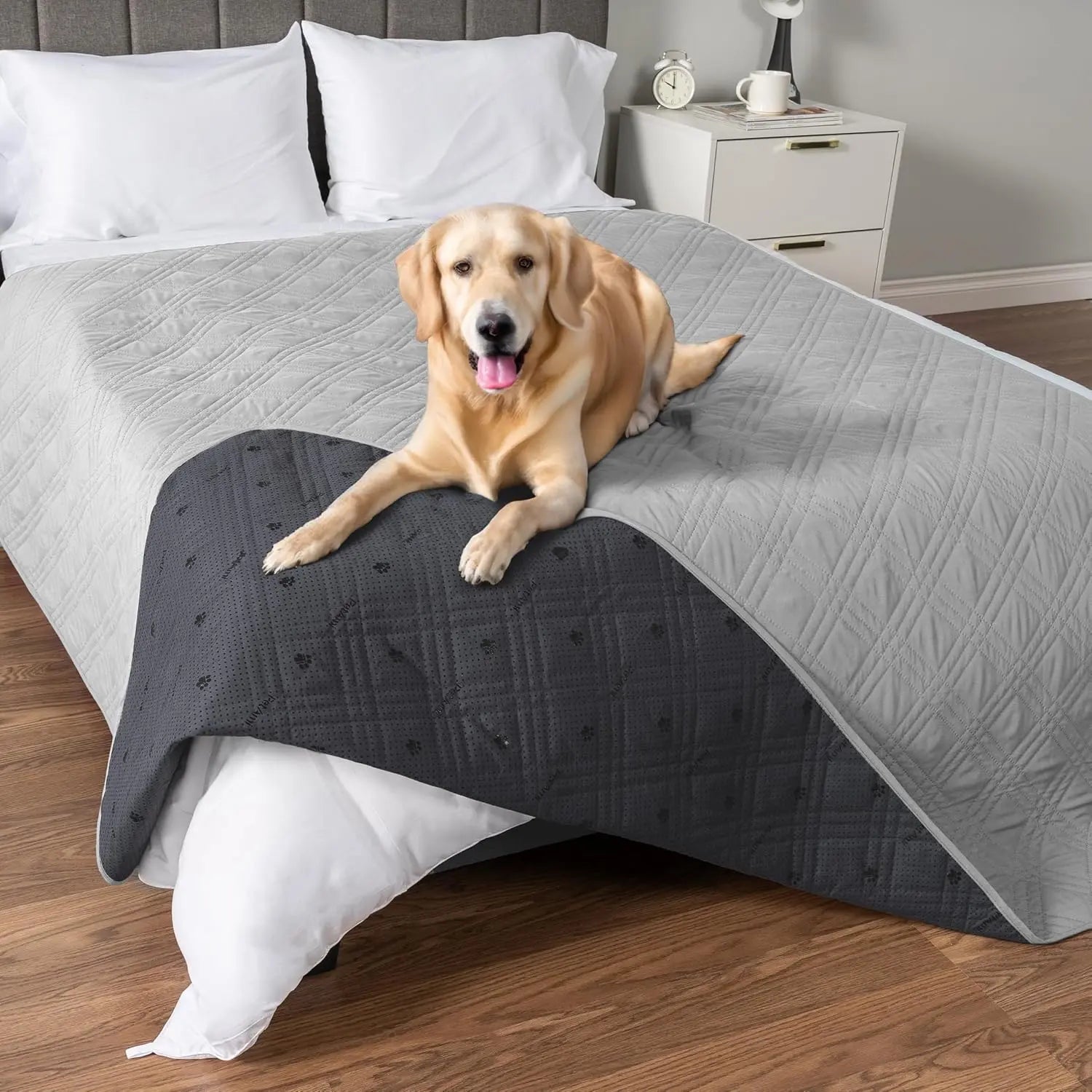 Reversible Waterproof Couch Cover – Washable Furniture Protector for Pets